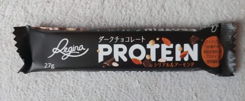 Reginaダークチョコレートプロテイン